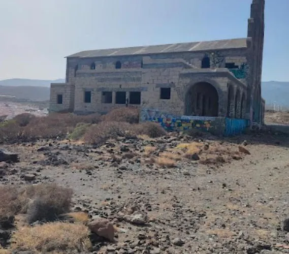 아파트 In Abades With Pool