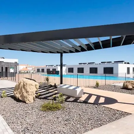 In Abades With Pool Apartman *